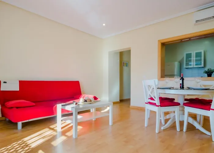 Apartamentos Ribera Del Puerto